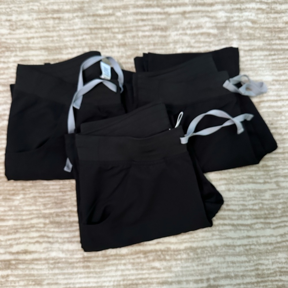 FIGS - Lot of 3 Medium Petite (MP) Kade cargo scrub pants Black - NWOT